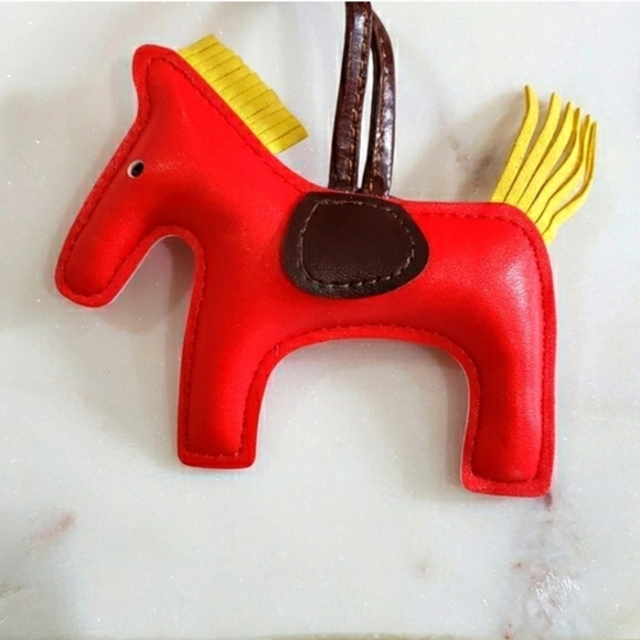 Red Faux Leather Horse Keychain or Bag Charm - Picture 1 of 5